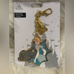 DISNEY PARKS CINDERELLA LET'S SHINE KEYCHAIN NEW WITH TAGS